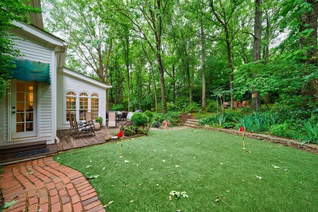 7875 Landowne Drive, Sandy Springs, Georgia 30350, 5 Bedrooms Bedrooms, ,4 BathroomsBathrooms,Residential,Sold,7875 Landowne Drive,6876880