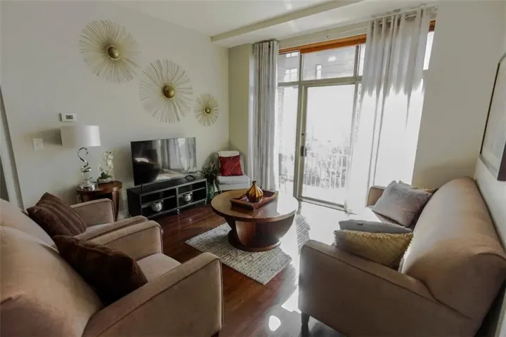 171 Auburn Avenue Ne Unit 329, Atlanta, Georgia 30303