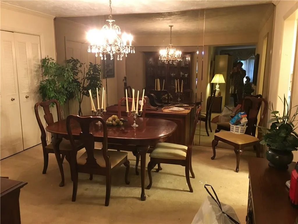 6851 Roswell Road Ne Unit Q23, Sandy Springs, Georgia 30328, 3 Bedrooms Bedrooms, ,2 BathroomsBathrooms,Residential,Sold,6851 Roswell Road Ne Unit Q23,5921791