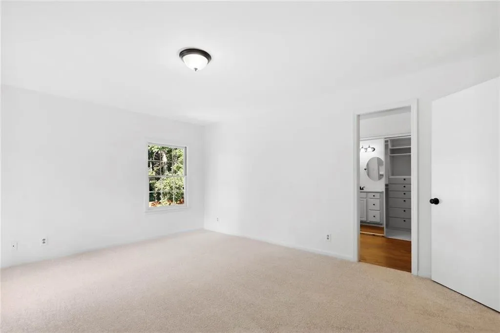 790 Sudbury Road, Atlanta, Georgia 30328, 4 Bedrooms Bedrooms, ,3 BathroomsBathrooms,Residential,Sold,790 Sudbury Road,7119210