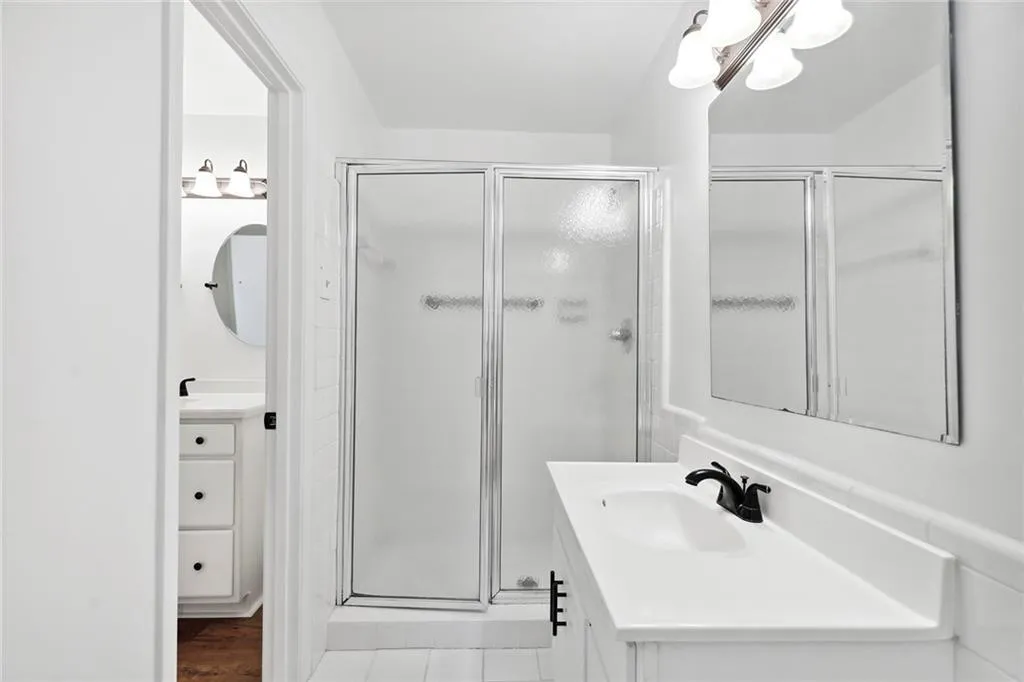 790 Sudbury Road, Atlanta, Georgia 30328, 4 Bedrooms Bedrooms, ,3 BathroomsBathrooms,Residential,Sold,790 Sudbury Road,7119210