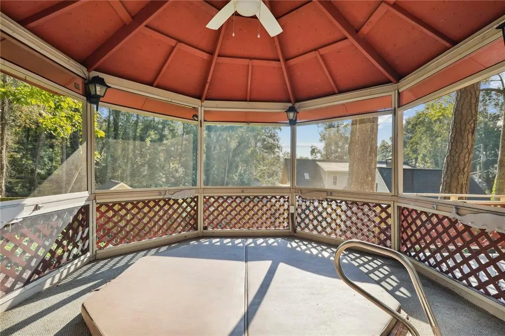 790 Sudbury Road, Atlanta, Georgia 30328, 4 Bedrooms Bedrooms, ,3 BathroomsBathrooms,Residential,Sold,790 Sudbury Road,7119210