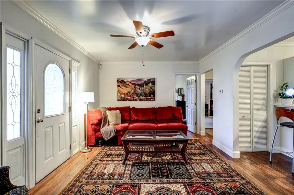 736 Bellemeade Avenue Nw, Atlanta, Georgia 30318, 2 Bedrooms Bedrooms, ,2 BathroomsBathrooms,Residential,Sold,736 Bellemeade Avenue Nw,5935756