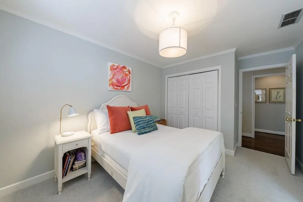 Upstairs bedroom 1