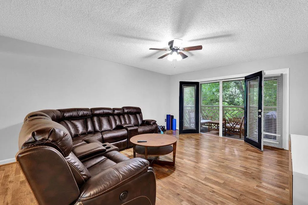 3650 Ashford Dunwoody Road Ne Unit 818, Brookhaven, Georgia 30319, 3 Bedrooms Bedrooms, ,2 BathroomsBathrooms,Residential,For Sale,3650 Ashford Dunwoody Road Ne Unit 818,7639289
