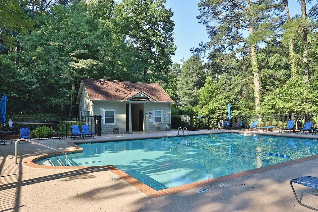 3650 Ashford Dunwoody Road Ne Unit 818, Brookhaven, Georgia 30319, 3 Bedrooms Bedrooms, ,2 BathroomsBathrooms,Residential,For Sale,3650 Ashford Dunwoody Road Ne Unit 818,7639289