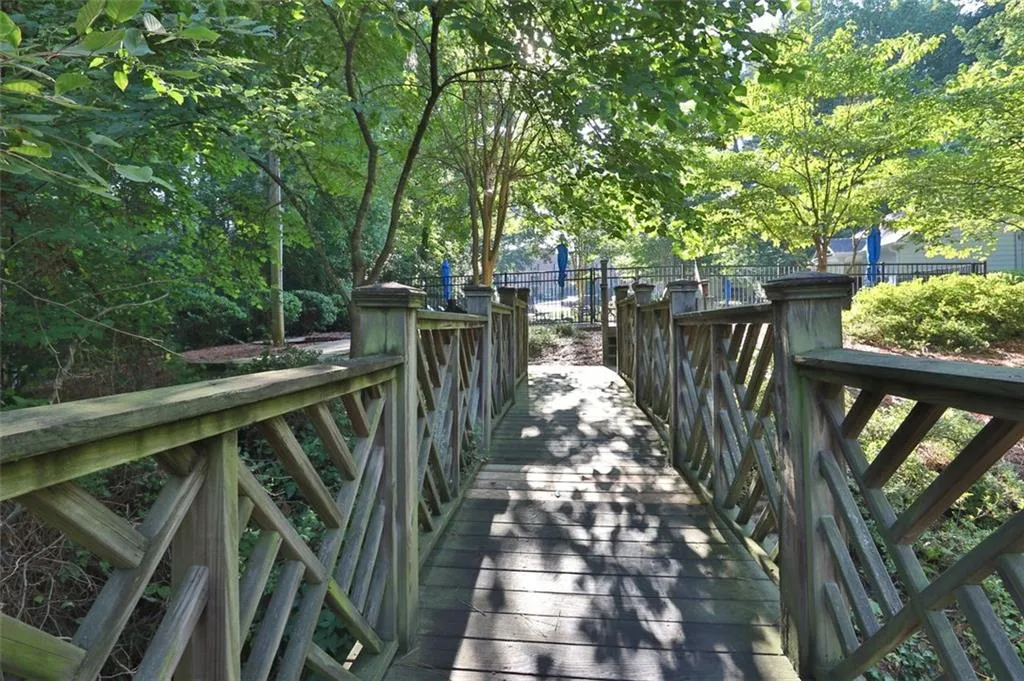 3650 Ashford Dunwoody Road Ne Unit 818, Brookhaven, Georgia 30319, 3 Bedrooms Bedrooms, ,2 BathroomsBathrooms,Residential,For Sale,3650 Ashford Dunwoody Road Ne Unit 818,7639289