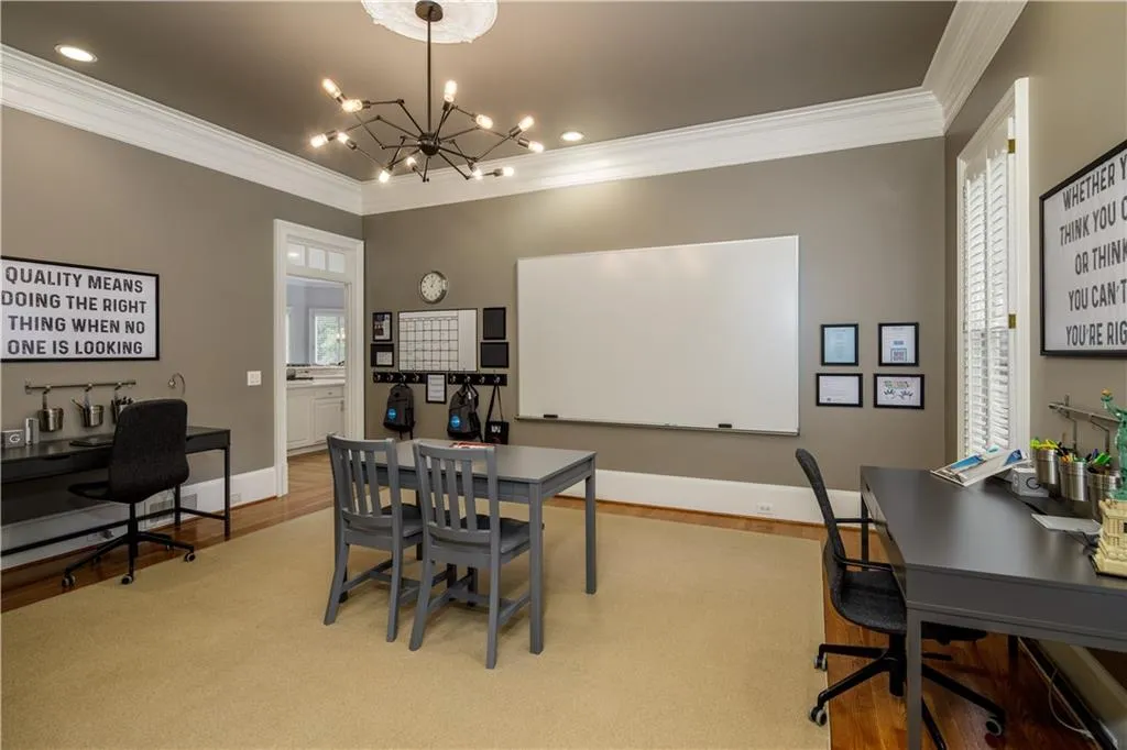 515 Old Cobblestone Drive, Sandy Springs, Georgia 30350, 5 Bedrooms Bedrooms, ,6 BathroomsBathrooms,Residential,Sold,515 Old Cobblestone Drive,6586974