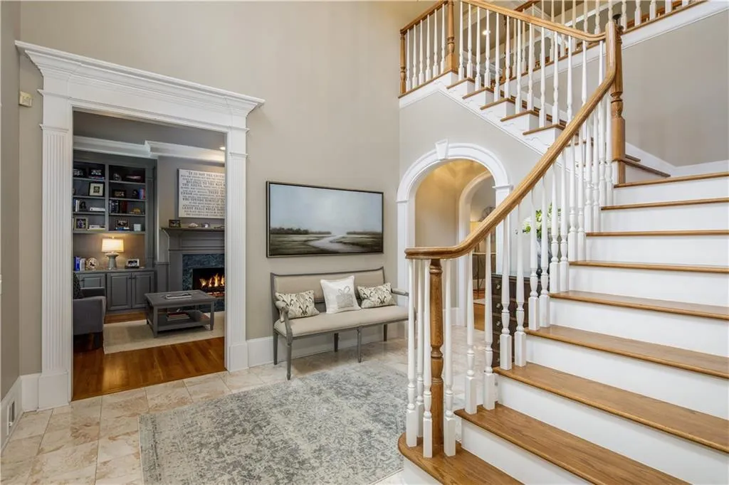 515 Old Cobblestone Drive, Sandy Springs, Georgia 30350, 5 Bedrooms Bedrooms, ,6 BathroomsBathrooms,Residential,Sold,515 Old Cobblestone Drive,6586974