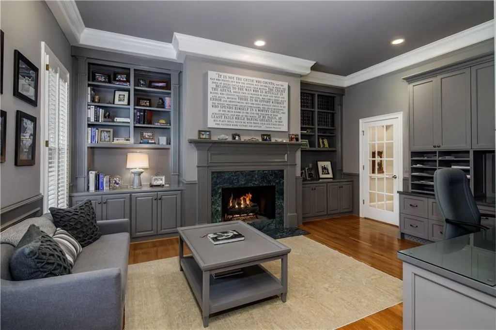 515 Old Cobblestone Drive, Sandy Springs, Georgia 30350, 5 Bedrooms Bedrooms, ,6 BathroomsBathrooms,Residential,Sold,515 Old Cobblestone Drive,6586974