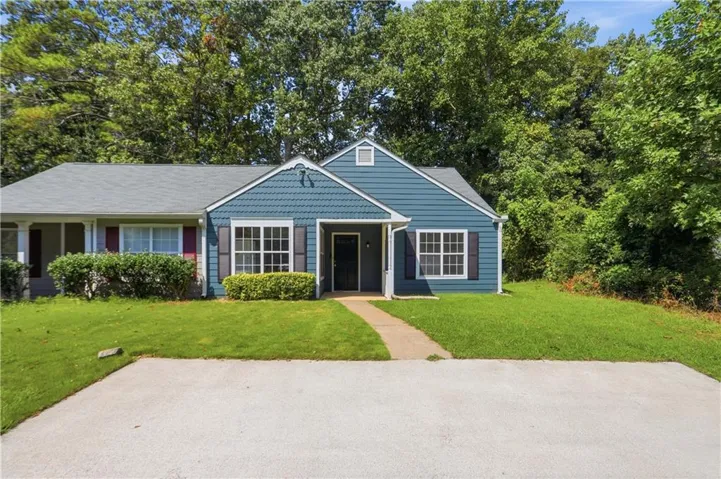 5137 Hill Farm Drive Ne, Woodstock, Georgia 30188