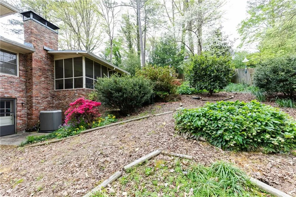 5110 Marbury Circle, Sandy Springs, Georgia 30327, 4 Bedrooms Bedrooms, ,3 BathroomsBathrooms,Residential,Sold,5110 Marbury Circle,6638032