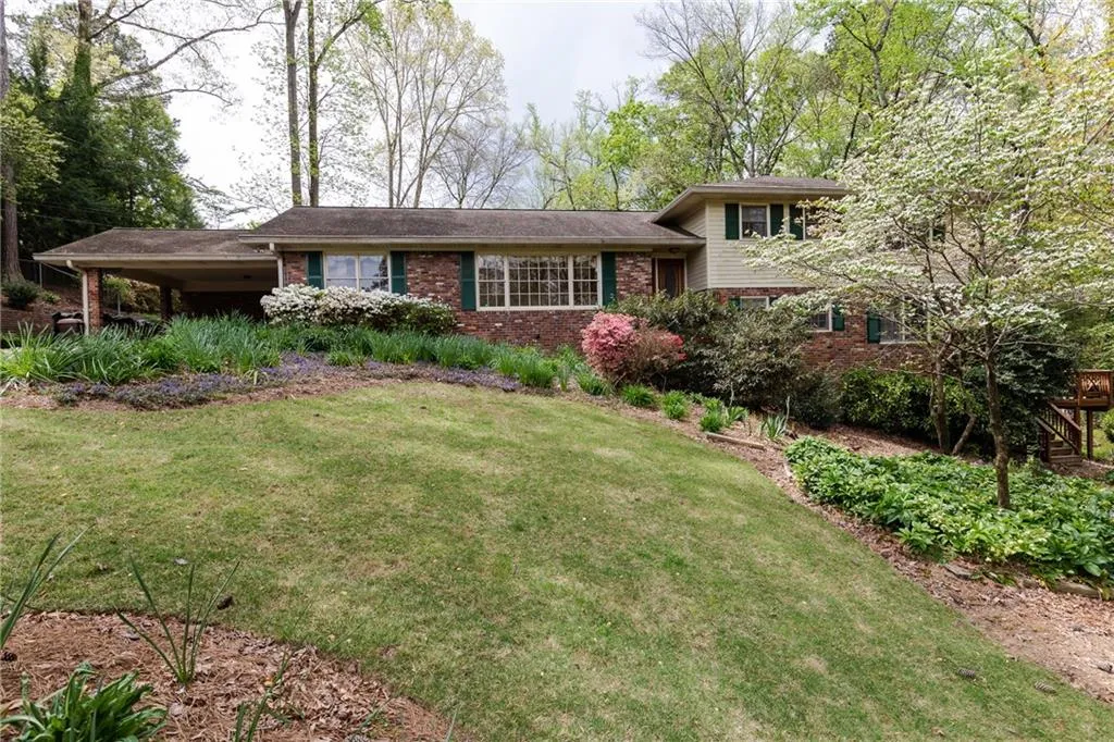 5110 Marbury Circle, Sandy Springs, Georgia 30327, 4 Bedrooms Bedrooms, ,3 BathroomsBathrooms,Residential,Sold,5110 Marbury Circle,6638032