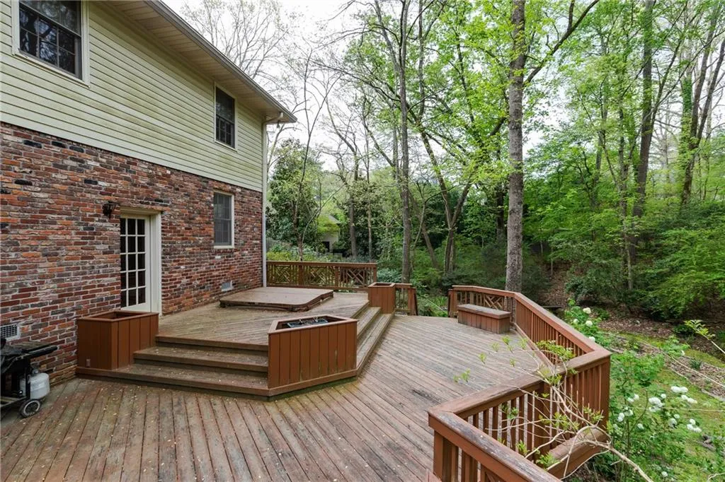 5110 Marbury Circle, Sandy Springs, Georgia 30327, 4 Bedrooms Bedrooms, ,3 BathroomsBathrooms,Residential,Sold,5110 Marbury Circle,6638032