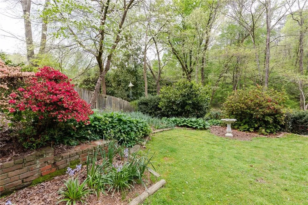 5110 Marbury Circle, Sandy Springs, Georgia 30327, 4 Bedrooms Bedrooms, ,3 BathroomsBathrooms,Residential,Sold,5110 Marbury Circle,6638032