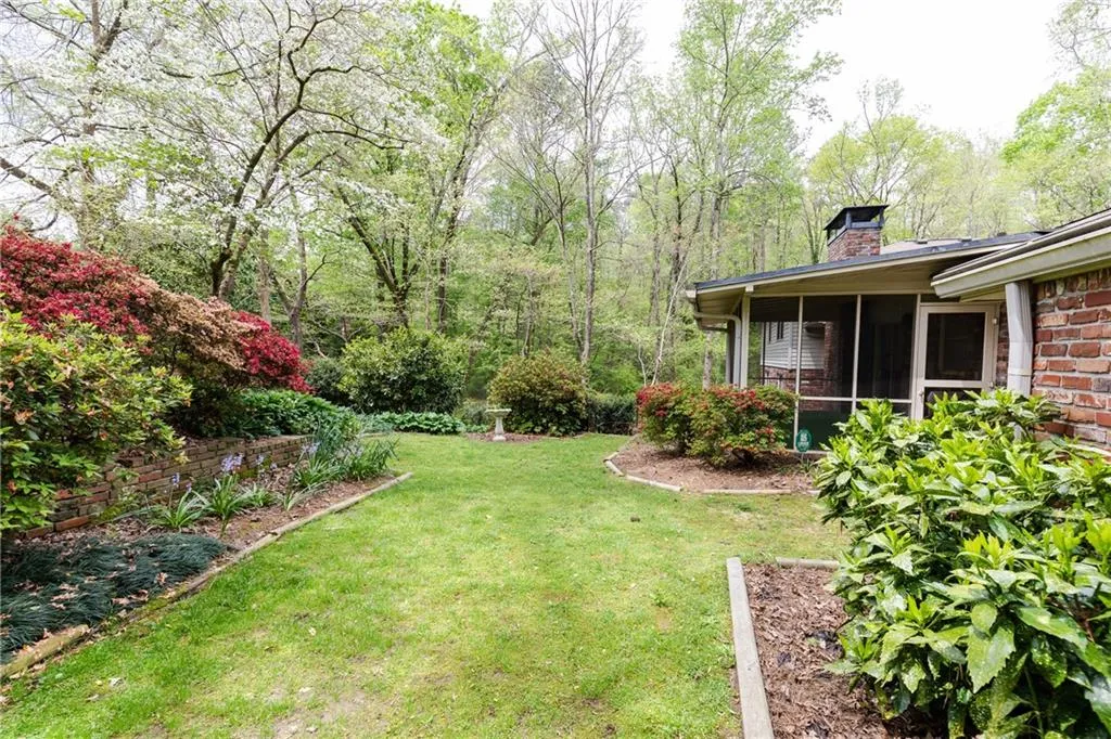 5110 Marbury Circle, Sandy Springs, Georgia 30327, 4 Bedrooms Bedrooms, ,3 BathroomsBathrooms,Residential,Sold,5110 Marbury Circle,6638032