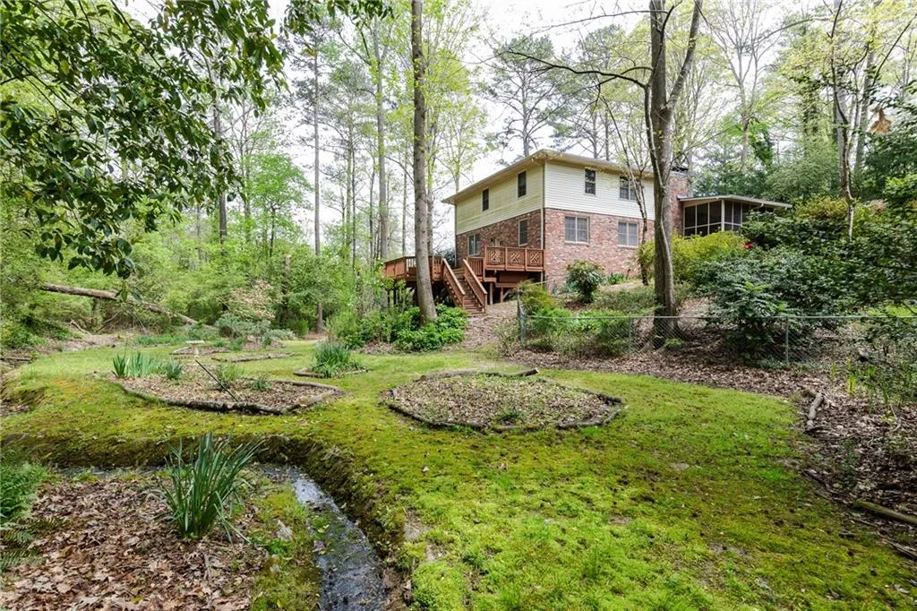 5110 Marbury Circle, Sandy Springs, Georgia 30327, 4 Bedrooms Bedrooms, ,3 BathroomsBathrooms,Residential,Sold,5110 Marbury Circle,6638032