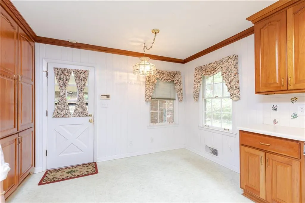 5110 Marbury Circle, Sandy Springs, Georgia 30327, 4 Bedrooms Bedrooms, ,3 BathroomsBathrooms,Residential,Sold,5110 Marbury Circle,6638032