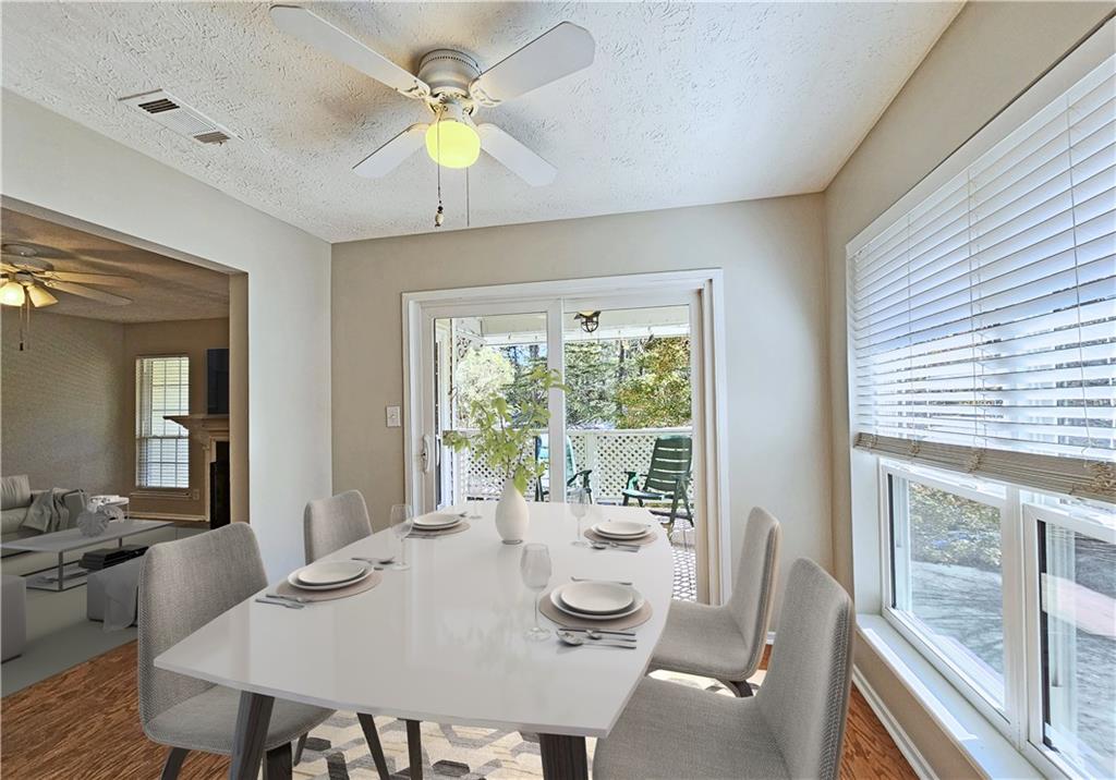 6806 Glenridge Drive Unit F, Sandy Springs, Georgia 30315, 2 Bedrooms Bedrooms, ,2 BathroomsBathrooms,Residential,Sold,6806 Glenridge Drive Unit F,7299987