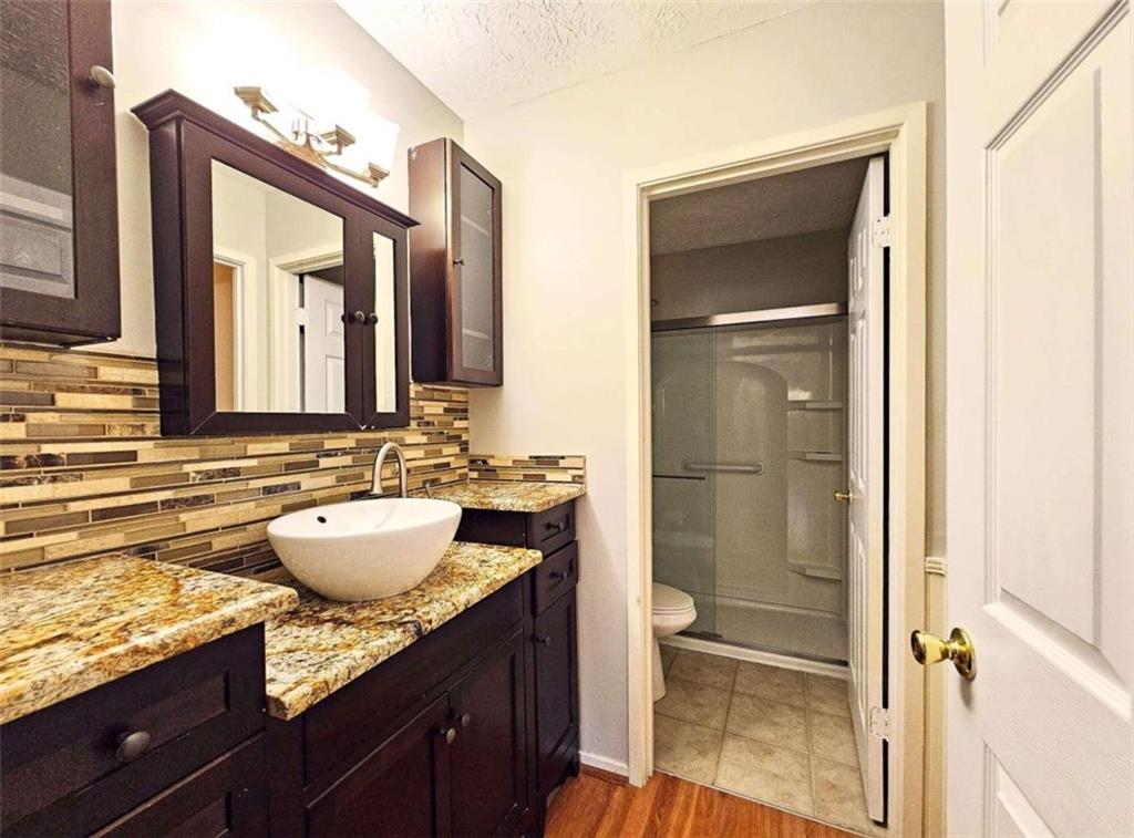 6806 Glenridge Drive Unit F, Sandy Springs, Georgia 30315, 2 Bedrooms Bedrooms, ,2 BathroomsBathrooms,Residential,Sold,6806 Glenridge Drive Unit F,7299987