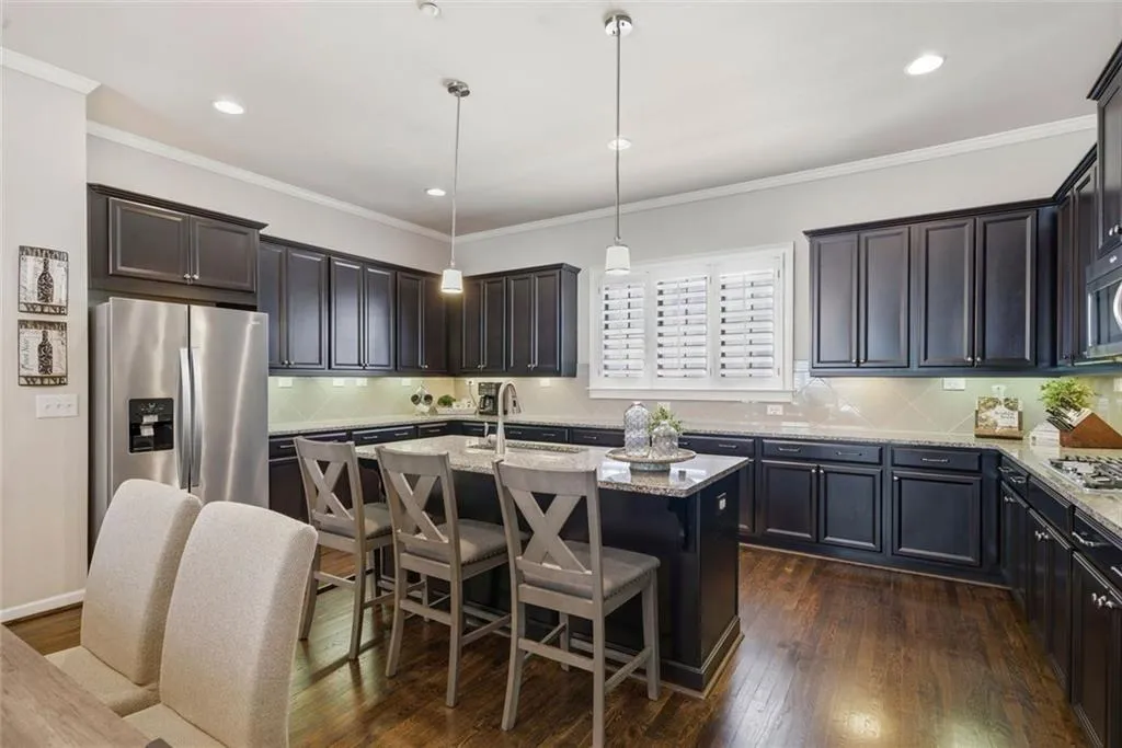 965 Thibideau Court, Atlanta, Georgia 30328, 3 Bedrooms Bedrooms, ,3 BathroomsBathrooms,Residential,For Sale,965 Thibideau Court,7750272