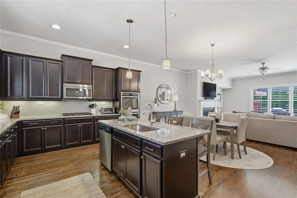 965 Thibideau Court, Atlanta, Georgia 30328, 3 Bedrooms Bedrooms, ,3 BathroomsBathrooms,Residential,For Sale,965 Thibideau Court,7750272