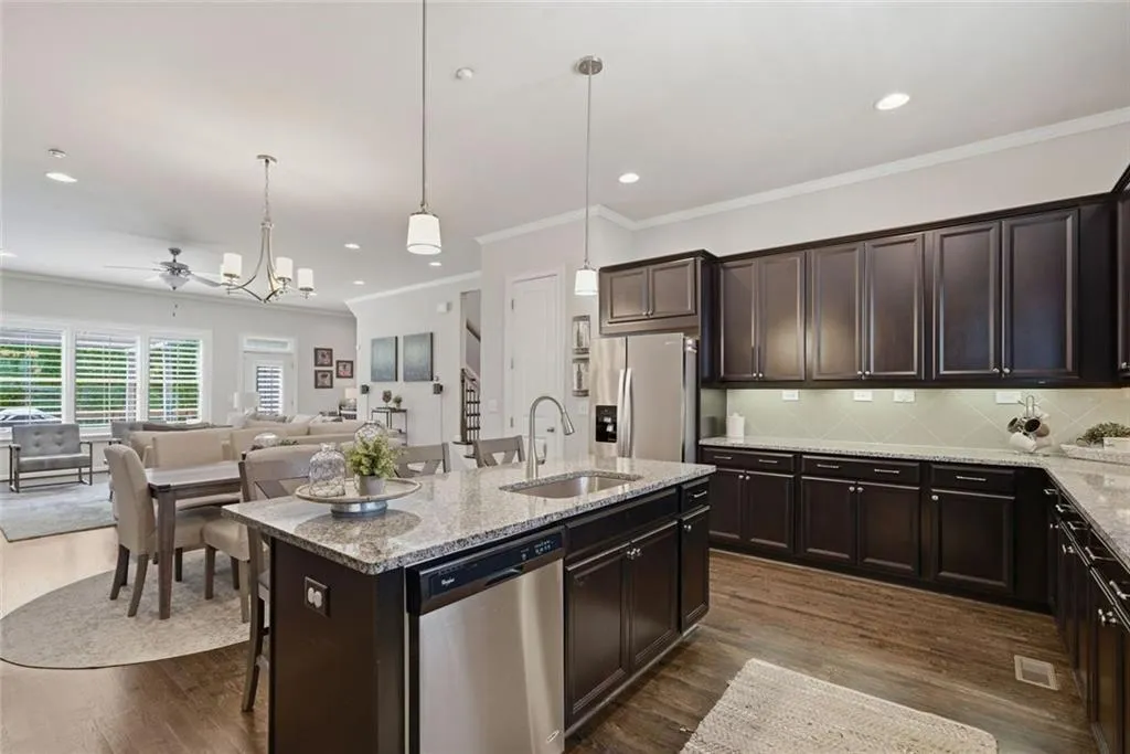 965 Thibideau Court, Atlanta, Georgia 30328, 3 Bedrooms Bedrooms, ,3 BathroomsBathrooms,Residential,For Sale,965 Thibideau Court,7750272