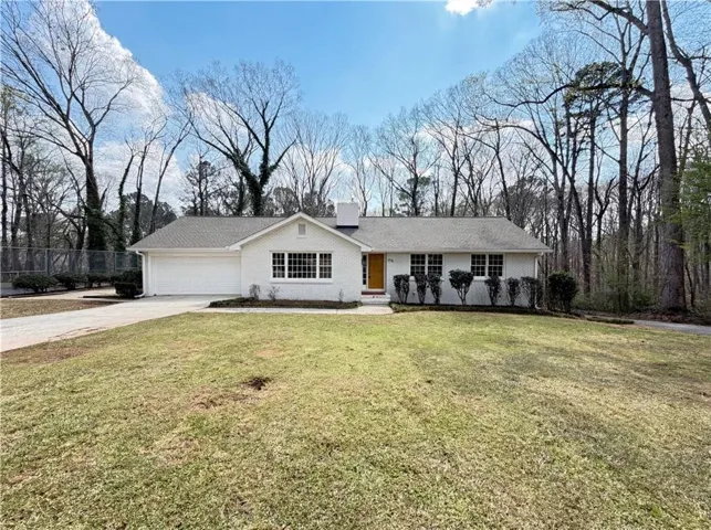 174 Lovelace Lane, Ball Ground, Georgia 30107