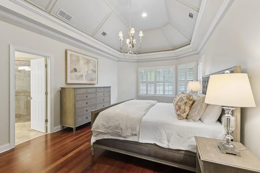 4966 Long Island Drive, Atlanta, Georgia 30327, 5 Bedrooms Bedrooms, ,6 BathroomsBathrooms,Residential,For Sale,4966 Long Island Drive,7746683