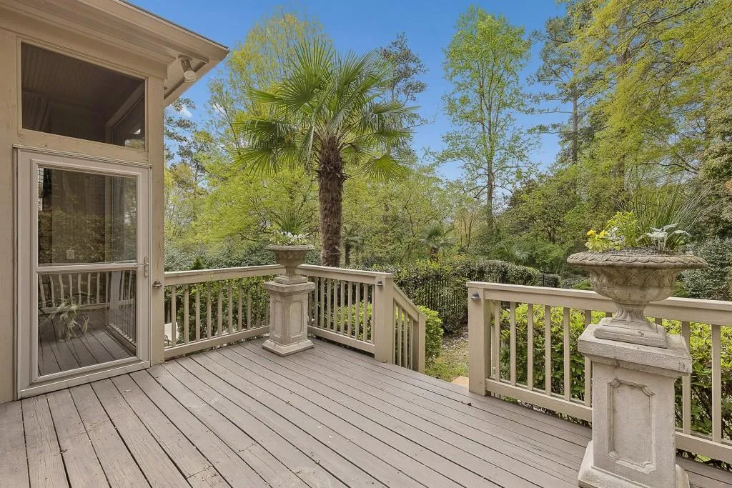 4966 Long Island Drive, Atlanta, Georgia 30327, 5 Bedrooms Bedrooms, ,6 BathroomsBathrooms,Residential,For Sale,4966 Long Island Drive,7746683