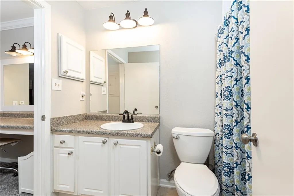 3655 Habersham Road Ne Unit 358-b, Atlanta, Georgia 30305, 1 Bedroom Bedrooms, ,1 BathroomBathrooms,Residential,For Sale,3655 Habersham Road Ne Unit 358-b,7642646