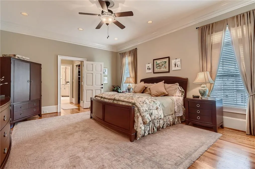 5555 Claire Rose Lane, Sandy Springs, Georgia 30327, 7 Bedrooms Bedrooms, ,6 BathroomsBathrooms,Residential,Sold,5555 Claire Rose Lane,6962531