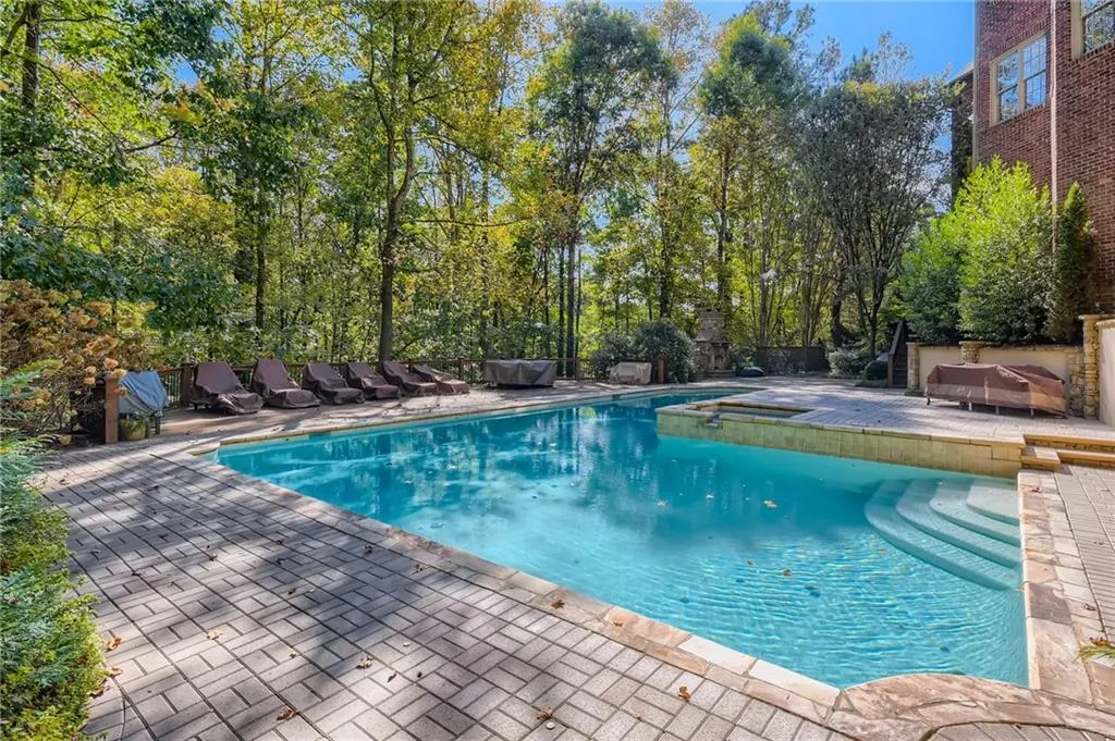 5555 Claire Rose Lane, Sandy Springs, Georgia 30327, 7 Bedrooms Bedrooms, ,6 BathroomsBathrooms,Residential,Sold,5555 Claire Rose Lane,6962531