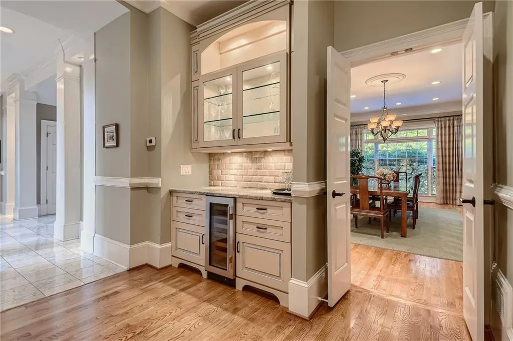 5555 Claire Rose Lane, Sandy Springs, Georgia 30327, 7 Bedrooms Bedrooms, ,6 BathroomsBathrooms,Residential,Sold,5555 Claire Rose Lane,6962531