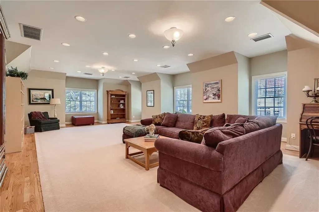 5555 Claire Rose Lane, Sandy Springs, Georgia 30327, 7 Bedrooms Bedrooms, ,6 BathroomsBathrooms,Residential,Sold,5555 Claire Rose Lane,6962531