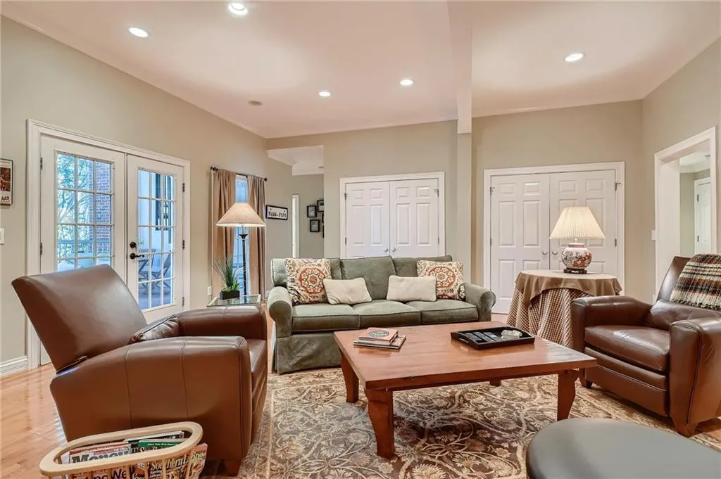 5555 Claire Rose Lane, Sandy Springs, Georgia 30327, 7 Bedrooms Bedrooms, ,6 BathroomsBathrooms,Residential,Sold,5555 Claire Rose Lane,6962531