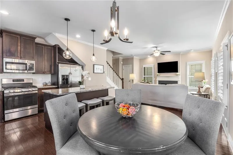 1370 Dupont Park Nw, Atlanta, Georgia 30318, 3 Bedrooms Bedrooms, ,2 BathroomsBathrooms,Residential,For Sale,1370 Dupont Park Nw,7604837