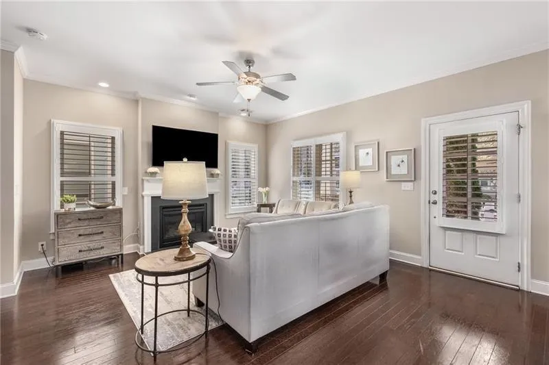 1370 Dupont Park Nw, Atlanta, Georgia 30318, 3 Bedrooms Bedrooms, ,2 BathroomsBathrooms,Residential,For Sale,1370 Dupont Park Nw,7604837