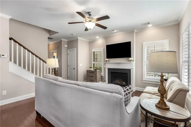 1370 Dupont Park Nw, Atlanta, Georgia 30318, 3 Bedrooms Bedrooms, ,2 BathroomsBathrooms,Residential,For Sale,1370 Dupont Park Nw,7604837