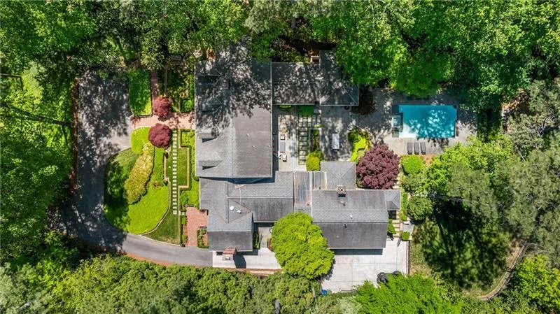 Drone / aerial view of a pool area