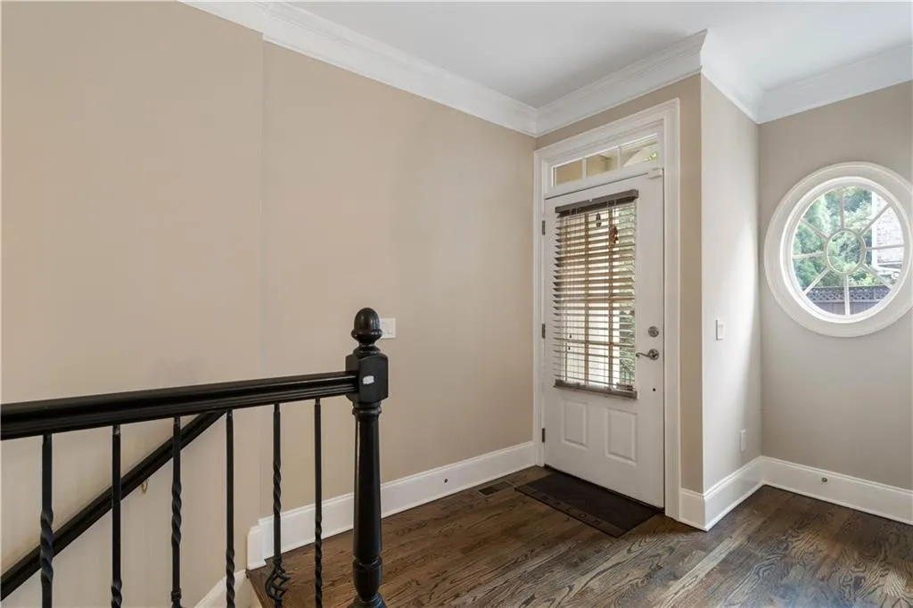 205 Chemin De Vie, Atlanta, Georgia 30342, 3 Bedrooms Bedrooms, ,3 BathroomsBathrooms,Residential,Sold,205 Chemin De Vie,6754955
