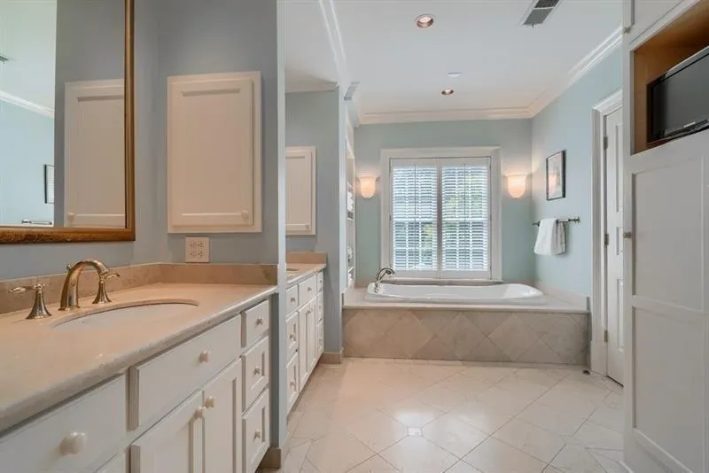 58 Finch Forest Trail, Atlanta, Georgia 30327, 7 Bedrooms Bedrooms, ,6 BathroomsBathrooms,Residential,Sold,58 Finch Forest Trail,6041758