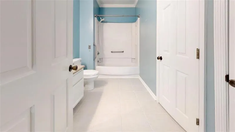 300 Johnson Ferry Road Ne Unit A703, Atlanta, Georgia 30328, 2 Bedrooms Bedrooms, ,2 BathroomsBathrooms,Residential,Sold,300 Johnson Ferry Road Ne Unit A703,6649274