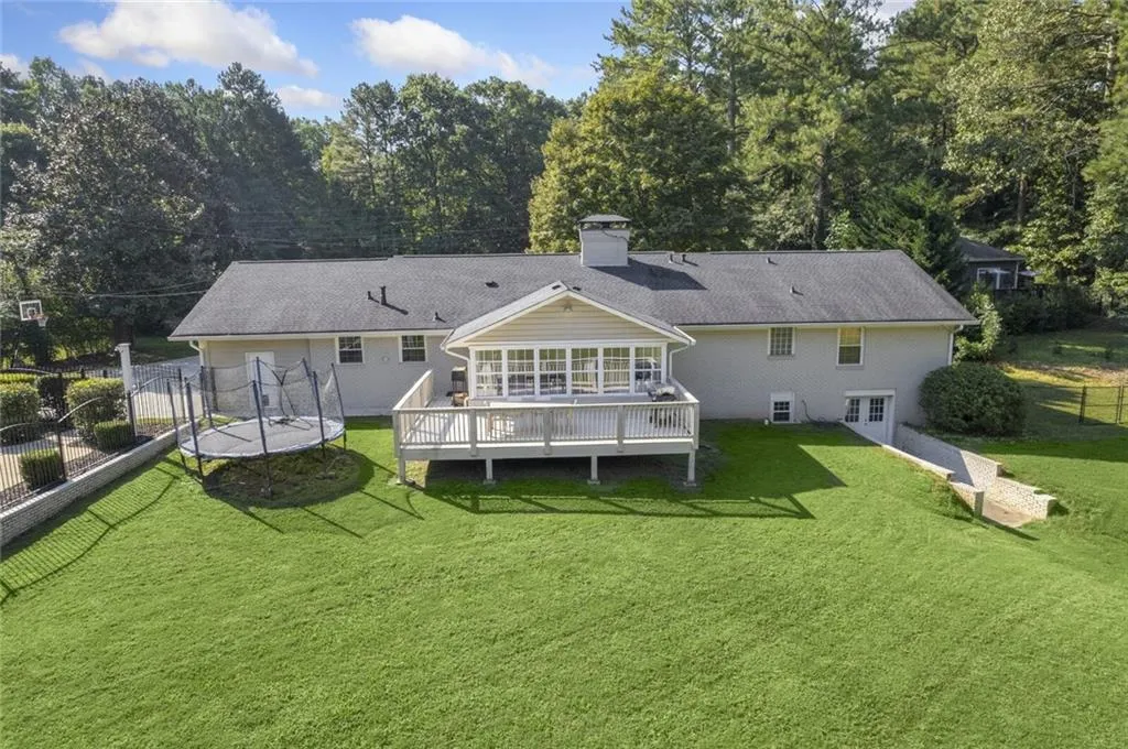 265 N Mill Road, Atlanta, Georgia 30328, 4 Bedrooms Bedrooms, ,3 BathroomsBathrooms,Residential,Sold,265 N Mill Road,7124355