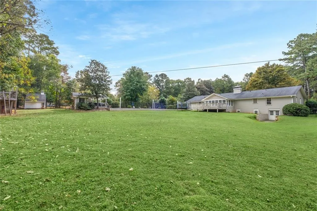 265 N Mill Road, Atlanta, Georgia 30328, 4 Bedrooms Bedrooms, ,3 BathroomsBathrooms,Residential,Sold,265 N Mill Road,7124355