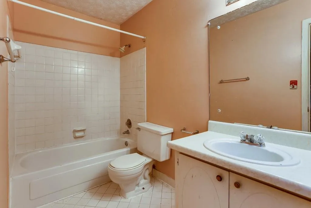 365 Winding River Drive Drive Unit B, Atlanta, Georgia 30350, 2 Bedrooms Bedrooms, ,2 BathroomsBathrooms,Residential,Sold,365 Winding River Drive Drive Unit B,6812151