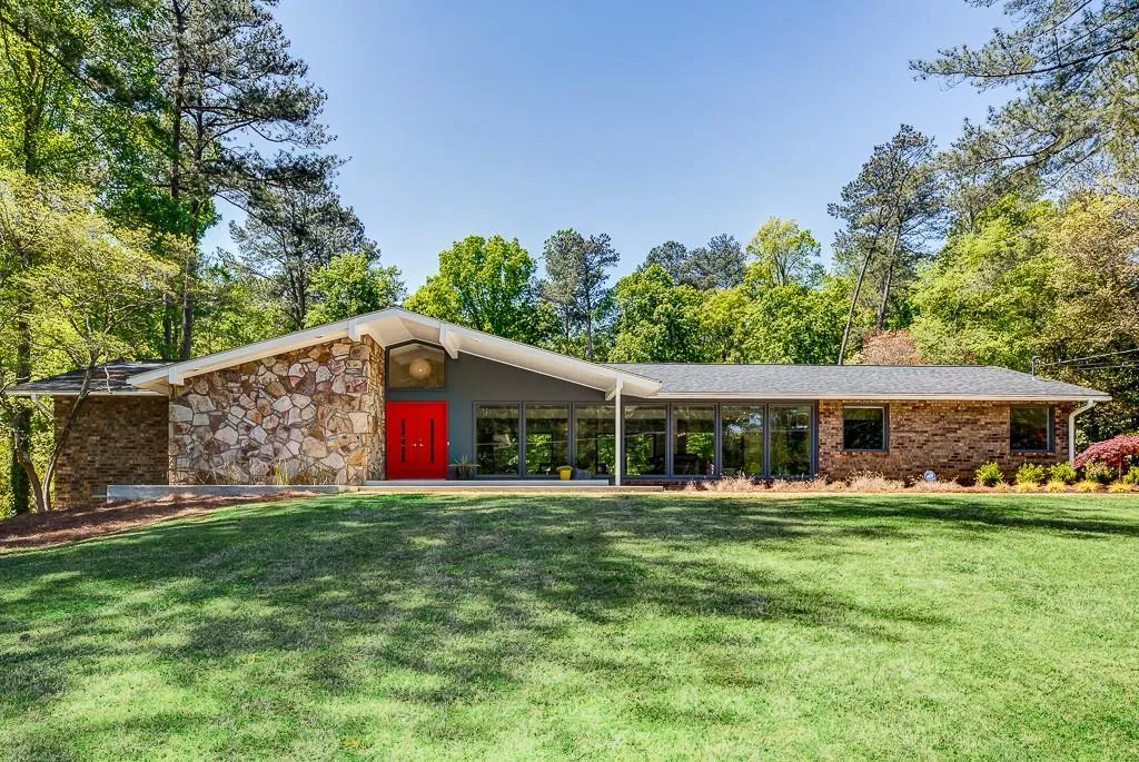 8155 Winged Foot Drive, Sandy Springs, Georgia 30350, 4 Bedrooms Bedrooms, ,2 BathroomsBathrooms,Residential,Sold,8155 Winged Foot Drive,5679271