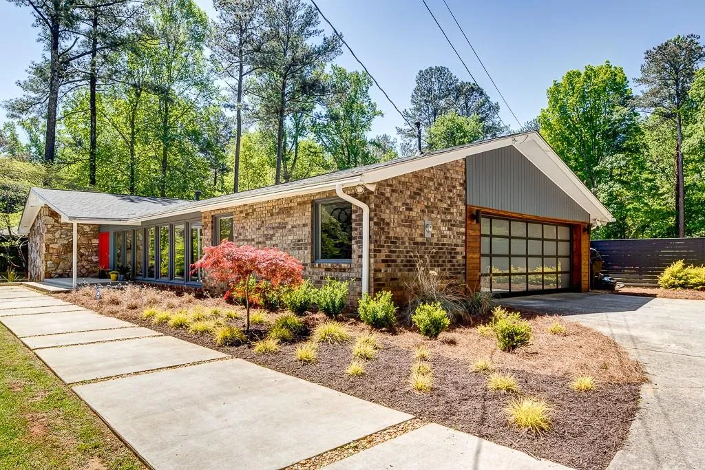 8155 Winged Foot Drive, Sandy Springs, Georgia 30350, 4 Bedrooms Bedrooms, ,2 BathroomsBathrooms,Residential,Sold,8155 Winged Foot Drive,5679271