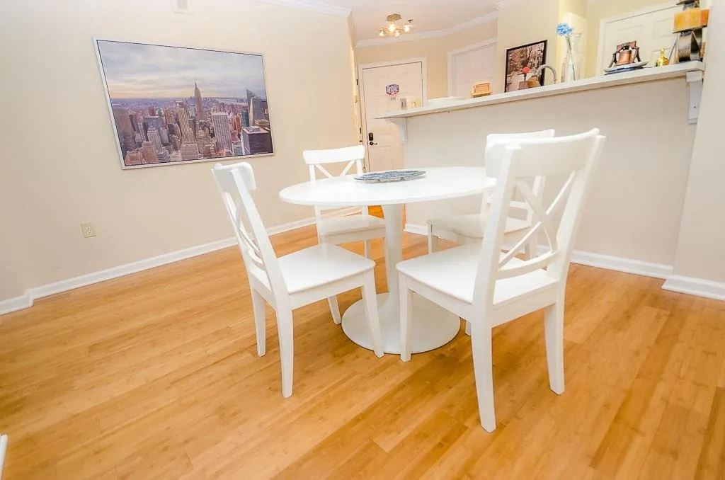 795 Hammond Drive Unit 2107, Sandy Springs, Georgia 30328, 2 Bedrooms Bedrooms, ,2 BathroomsBathrooms,Residential,Sold,795 Hammond Drive Unit 2107,5826571