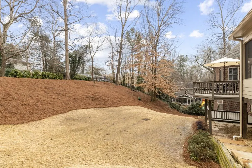 304 Forest Valley Court, Atlanta, Georgia 30342, 6 Bedrooms Bedrooms, ,5 BathroomsBathrooms,Residential,Sold,304 Forest Valley Court,6841974